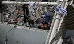 UNRWA Genel Komiseri: Gazze'ye yardımların ulaştırılmasını engelleyen İsrail'dir 