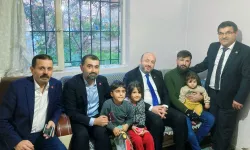 Saadet Partisi İstanbul İl Başkanlığı, AVM’de intihar girişiminde bulunan Yılmaz Çakır’ın ailesini ziyaret etti