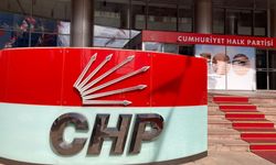 İzmir'de CHP'li yöneticilere Erdoğan'a hakaretten gözaltı
