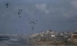 Ürdün Gazze'nin kuzeyine havadan yardım indirdi