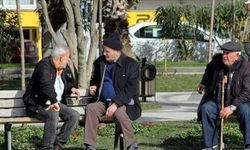 Türkiye nüfusu "yaş"lanıyor: Çalışmak zorunda kalanlar artıyor