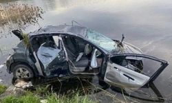 Büyükçekmece‘de otomobil göle uçtu: 1 kişi hayatını kaybetti