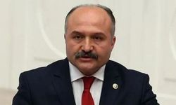 Erhan Usta İYİ Parti Grup Başkanvekilliği görevinden istifa ettiğini duyurdu