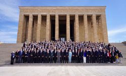 CHP'li belediye başkanları Anıtkabir'de