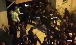 Erzurum'da seçim gerginliği! Taşlarla saldırdılar: 1’i polis, 4 yaralı