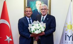 Özgür Özel'den İYİ Parti Genel Başkanı Müsavat Dervişoğlu'na ziyaret