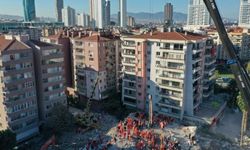İzmir'deki depremler endişe yarattı: Uzmanlardan önemli uyarılar!