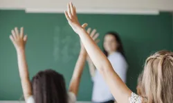 Milli Eğitim Bakanlığı'ndan yeni düzenleme: Öğretmen olmanın şartları değişiyor