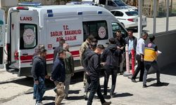 Van'da askeri araç devrildi: 6'sı ağır 11 asker yaralı