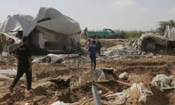 İşgalci İsrail'in Refah'a saldırısında 13 Filistinli şehit oldu