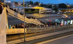 Metrobüs durağında 75 gün sürecek çalışma: D-100 her iki yönde de daraltılacak