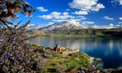 Binlerce İranlı turist, son zamanlarda Van'daki ekonomik hareketliliği artırdı