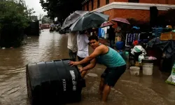Muson yağmurları Nepal'i vurdu: Çok sayıda ölü var