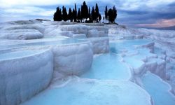 Pamukkale'yi, ocak-haziran döneminde 985 bin 345 turist ziyaret etti