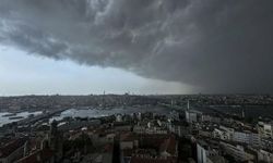 Ani sel, yıldırım, dolu ve yerel fırtına: Meteoroloji İstanbul’un 4 ilçesini uyardı