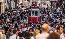 Stres seviyesi yükseldi, mutluluk azaldı: İstanbul'un neredeyse yarısı kıt kanaat geçiniyor