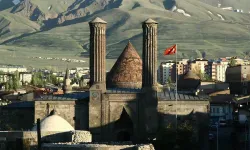 "2025 Turizm Başkenti" ilan edilen Erzurum'un kültürel zenginlikleri dünyaya tanıtılacak