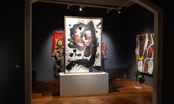 Ünlü ressam Joan Miró'nun eserleri İzmir'de sanatseverlerin beğenisine sunuluyor