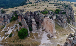 Eskişehir'deki Midas Kale'de yürütülen arkeolojik kazıda, Friglere ait fırın ve ocaklara ulaşıldı