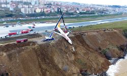 Trabzon'da pistten kaçıyor, deniz kenarında kalan uçak davasında düşme talebi