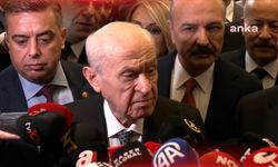 Bahçeli'den, gazetecinin "Erdoğan'la aranızda görüş ayrılığı var mı?" sorusuna tepki