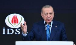 Erdoğan: İslam alemi olarak, fikir ayrılıklarını bir kenara bırakıp yek vücut hareket etmemiz gerekiyor