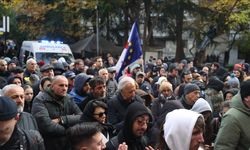 Gürcistan'da, muhalefetten parlamento seçimlerinin sonuçlarını protesto yürüyüşü