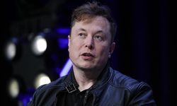 İngiliz milletvekillerinden, Elon Musk'ın aşırı sağcı Robinson'a destek çağrısına tepki