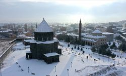 Doğu Anadolu'da 5 ilde kar yağışı kentleri yeniden beyaza bürüdü