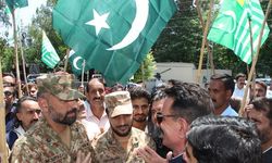 Pakistan, Hindistan ile sağlanan ateşkese bağlı kalacağını belirtti
