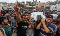 Siyonist İsrail'in Gazze Şeridi'ne saldırılarında 5 Filistinli şehit oldu