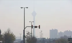 Enerji krizindeki İran’ın başkenti Tahran’da, tasarruf kararına uymayan 160 kurumun elektriği kesildi