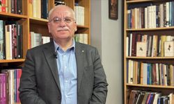 Dr. İsrafil Kuralay: ''Kendi kültürümüzü, medeniyetimizi, tarihimizi öğrenmek istiyorsak seyahat etmemiz gerekir''