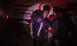 Siyonist İsrail’in sığınmacıların çadırlarını vurması sonucu 4 kişi şehit oldu