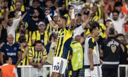 Fenerbahçe, Feyenoord'u 5 golle geçerek adını play-off turuna yazdırdı
