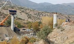 Diyarbakır'da viyadük inşaatında çökme: Üç işçi hayatını kaybetti