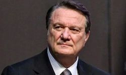 Beşiktaş'ta Eski Başkan Hasan Arat kulüpten ihraç edildi