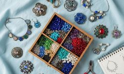 Toptan Boncuk ve Broşlar ile Kendi Takı Koleksiyonunuzu Yaratın