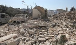 İşgalci İsrail ordusu, Lübnan'ın güneyinde çok sayıda binayı yıktı