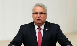 Eski AK Parti Milletvekili Hüseyin Kocabıyık'a "Cumhurbaşkanı'na hakaret"ten hapis cezası ve tahliye