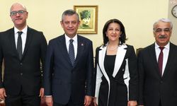 İmralı Heyeti'den CHP’ye ziyaret