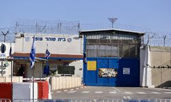 Hamas: İsrail hapishanelerindeki Filistinli kadınlar darbediliyor, başörtüleri zorla çıkarılıyor