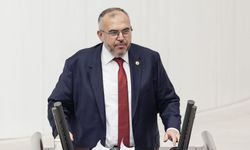 Necmettin Çalışkan: Bugün sağlıkta ülkemiz ilaç tekellerinin insafına, özel hastane baronlarının eline kalmış durumda