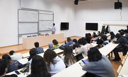 Yaz tatili yerini "üçüncü sömestra" bırakacak: Üniversitelerde lisans eğitimi 3 yıla indirilecek