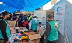 Hatay’da 350 öğrencinin yüzleri yemek ve kıyafet desteğiyle güldü