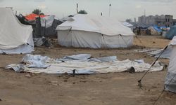 Soykırımcı İsrail'in Gazze'ye saldırılarında şehit sayısı 71 bin 550'ye yükseldi