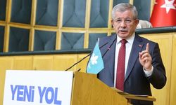 Davutoğlu: "İsrail'i değil Türkiye sınırına, Türkiye'nin havasının estiği hiçbir yere yaklaştırmayız"