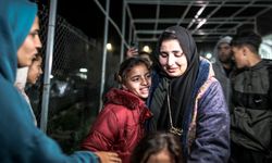 Katil İsrail askerleri, Refah Sınır Kapısı'nda yıldırma politikası uyguluyor