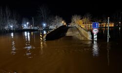 Tunca Nehri'nde debinin yükselmesi nedeniyle uyarı seviyesi "kırmızı"ya yükseltildi