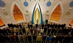 Teravih Ne Demektir? Teravih Namazı Nasıl Kılınır?